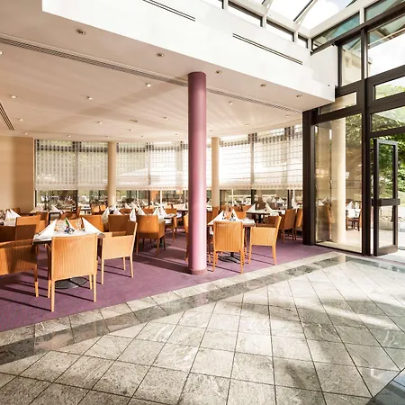 Dorint Main Taunus Zentrum Frankfurt Sulzbach 4*