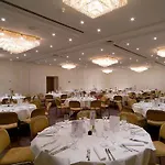 Dorint Main Taunus Zentrum Frankfurt Hotel 4*