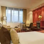 Hotel Dorint Main Taunus Zentrum Frankfurt 4*