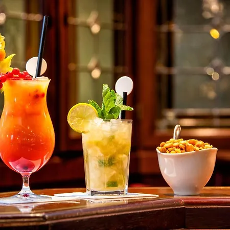 Hotell Dorint Main Taunus Zentrum Frankfurt 4*