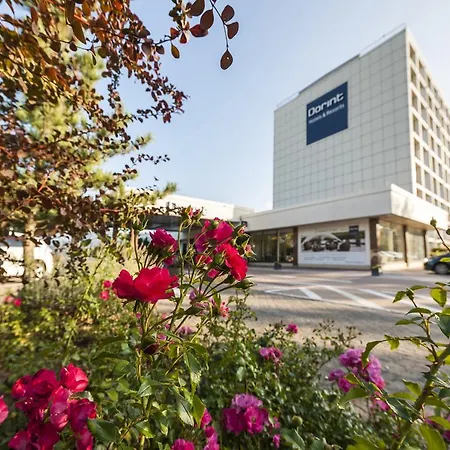 Dorint Main Taunus Zentrum Frankfurt 4* זולצבאך