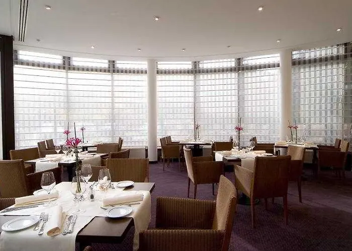 Dorint Main Taunus Zentrum Frankfurt Hotel