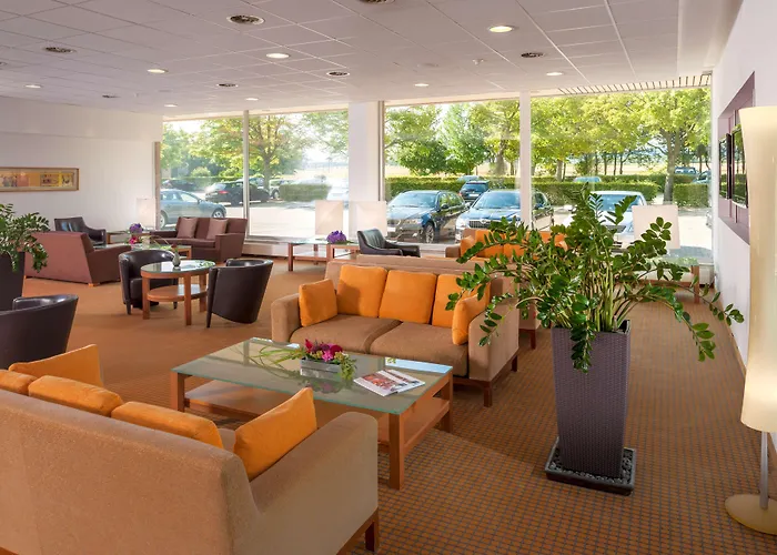 Dorint Main Taunus Zentrum Frankfurt 4*