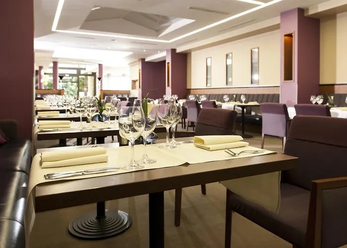 Dorint Main Taunus Zentrum Frankfurt Hotel Sulzbach (Hessen)