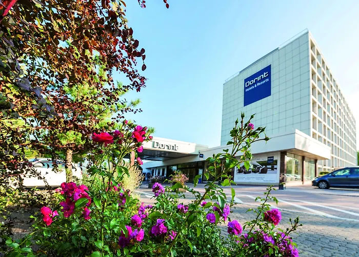 Dorint Main Taunus Zentrum Frankfurt Hotel 4*