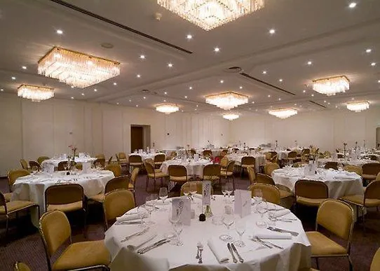 Dorint Main Taunus Zentrum Frankfurt Hotel 4*